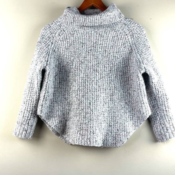 Free People Turtle Neck Cream Color Tinged of Blue Red Threads Sweater. Size S/P - Picture 6 of 9
